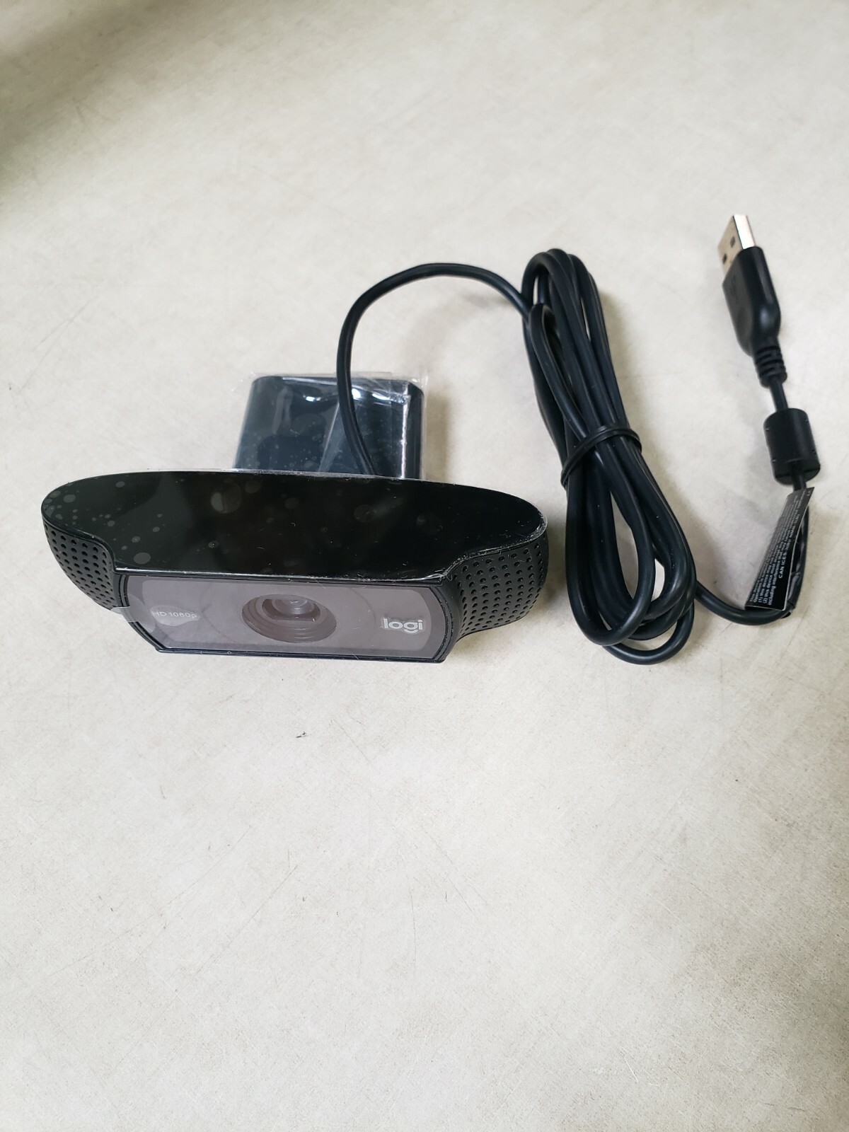 Logitech HD PRO 1080P V-U0028 860-000560 Webcam