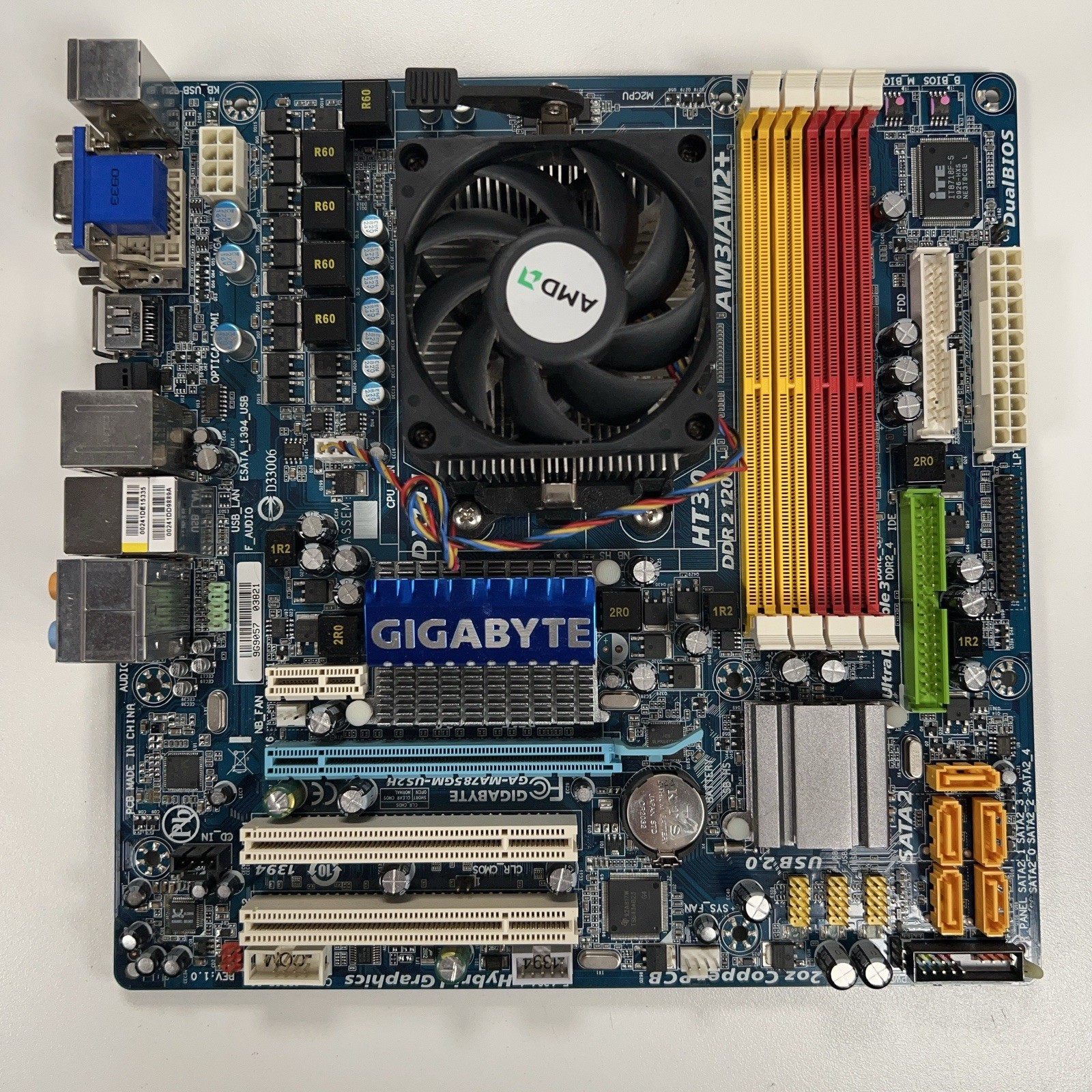 Gigabyte GA-MA785GM-US2H Motherboard + AMD Sempron 140 CPU Combo