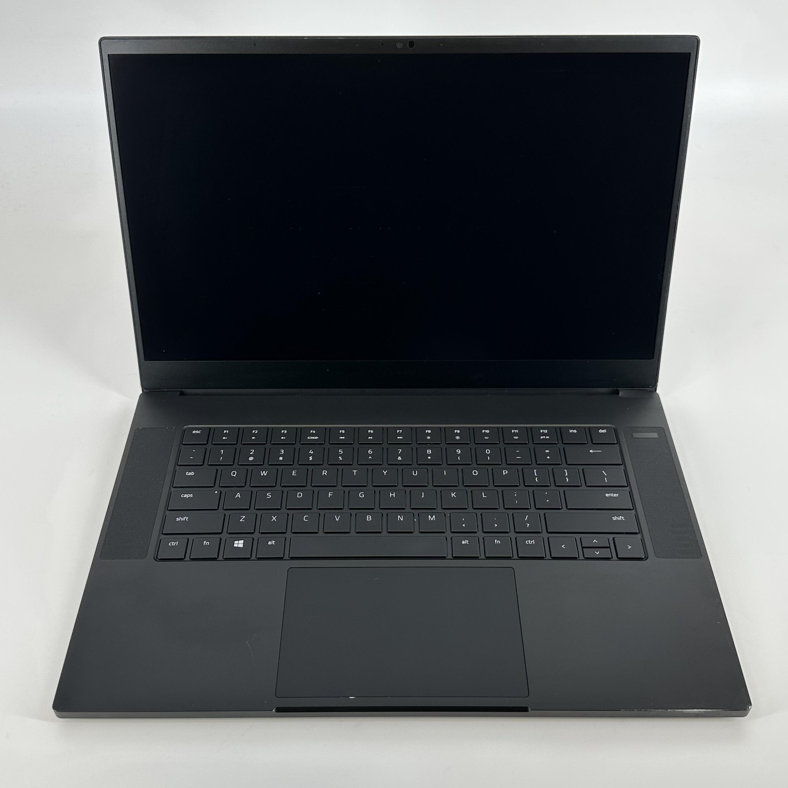 Razer Blade 15 Advanced 240Hz 2K i7-11800H 2.30GHz 16GB 1TB SSD - READ