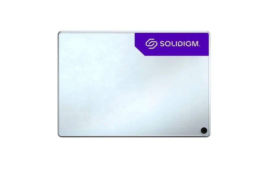 Solidigm D7-P5520 SSDPF2KX038T11Z 3.84TB PCI Express 4.0x4 2.5" SSD