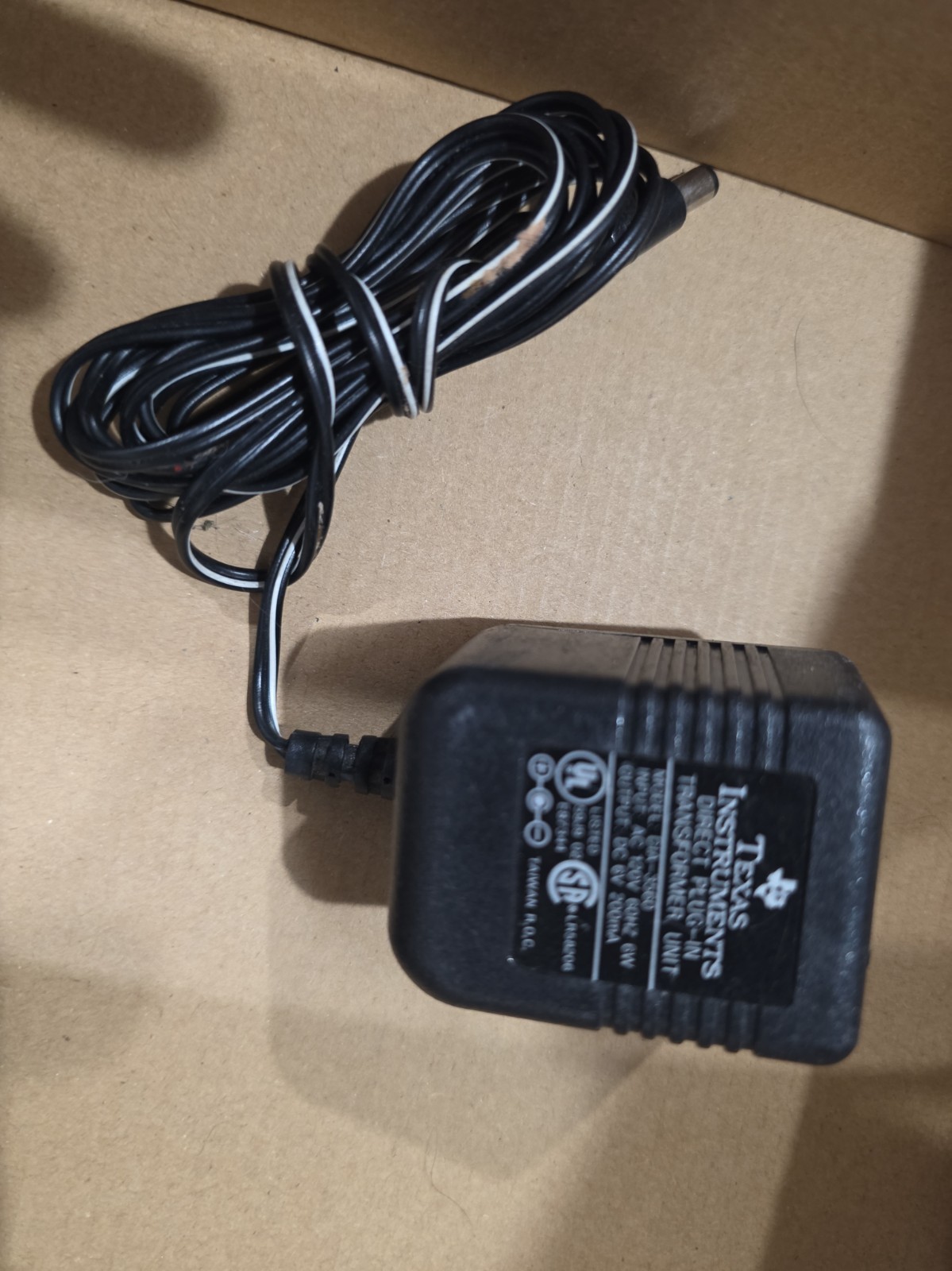 Texas Instruments DIA-3560 Plug-In Transformer  AC 120V 60Hz 6W, DC 6V 200mA
