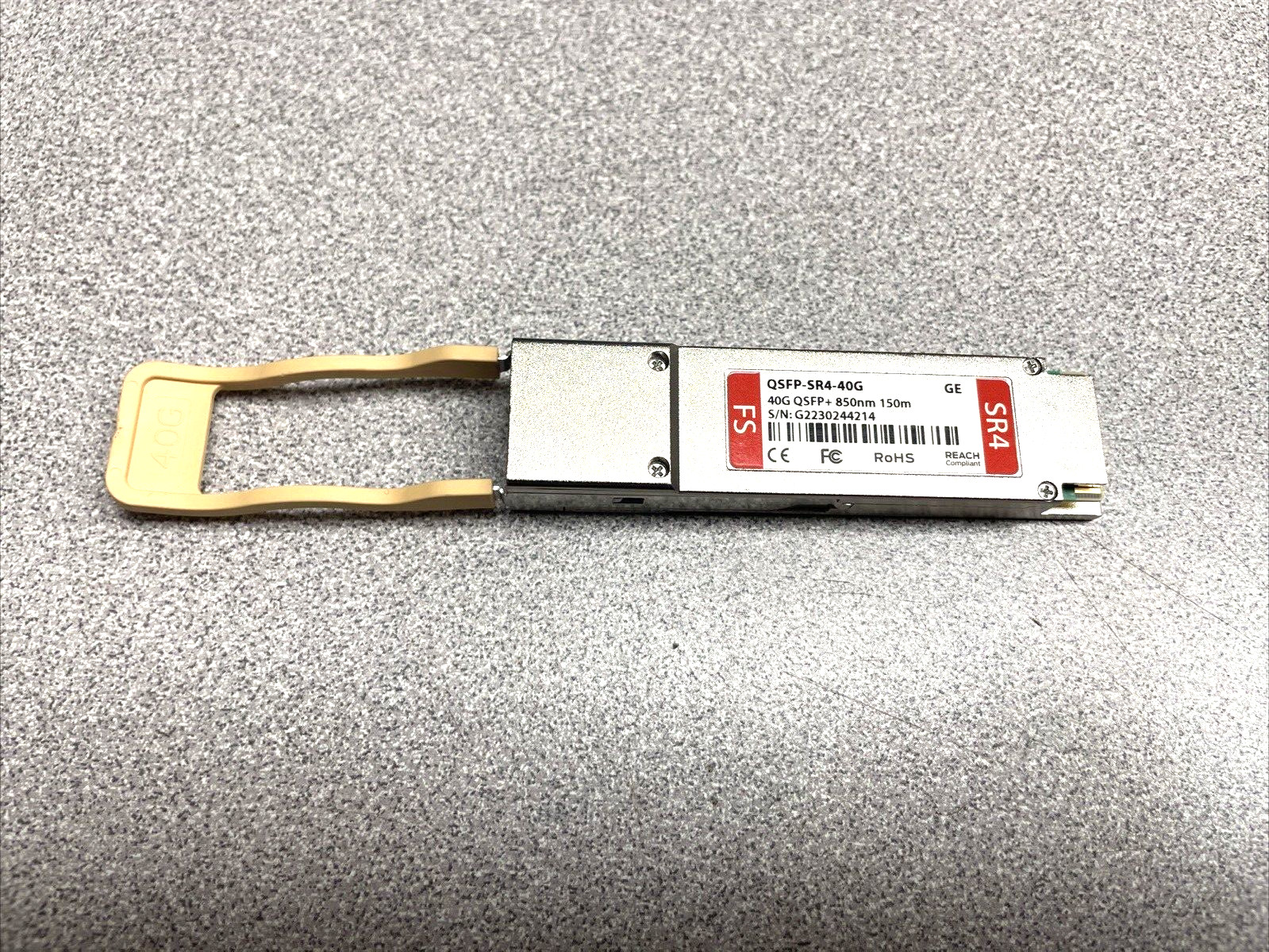 OEM Fiberstore | QSFP-SR4-40G | 40G QSFP+ 850nm Transceiver Module/USED
