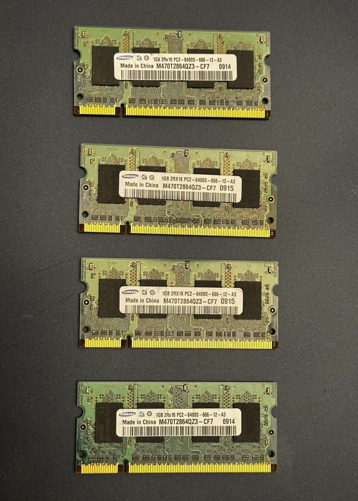 4GB (4 x 1GB) DIMM 800 MHz PC2-6400 DDR2 Memory - Samsung