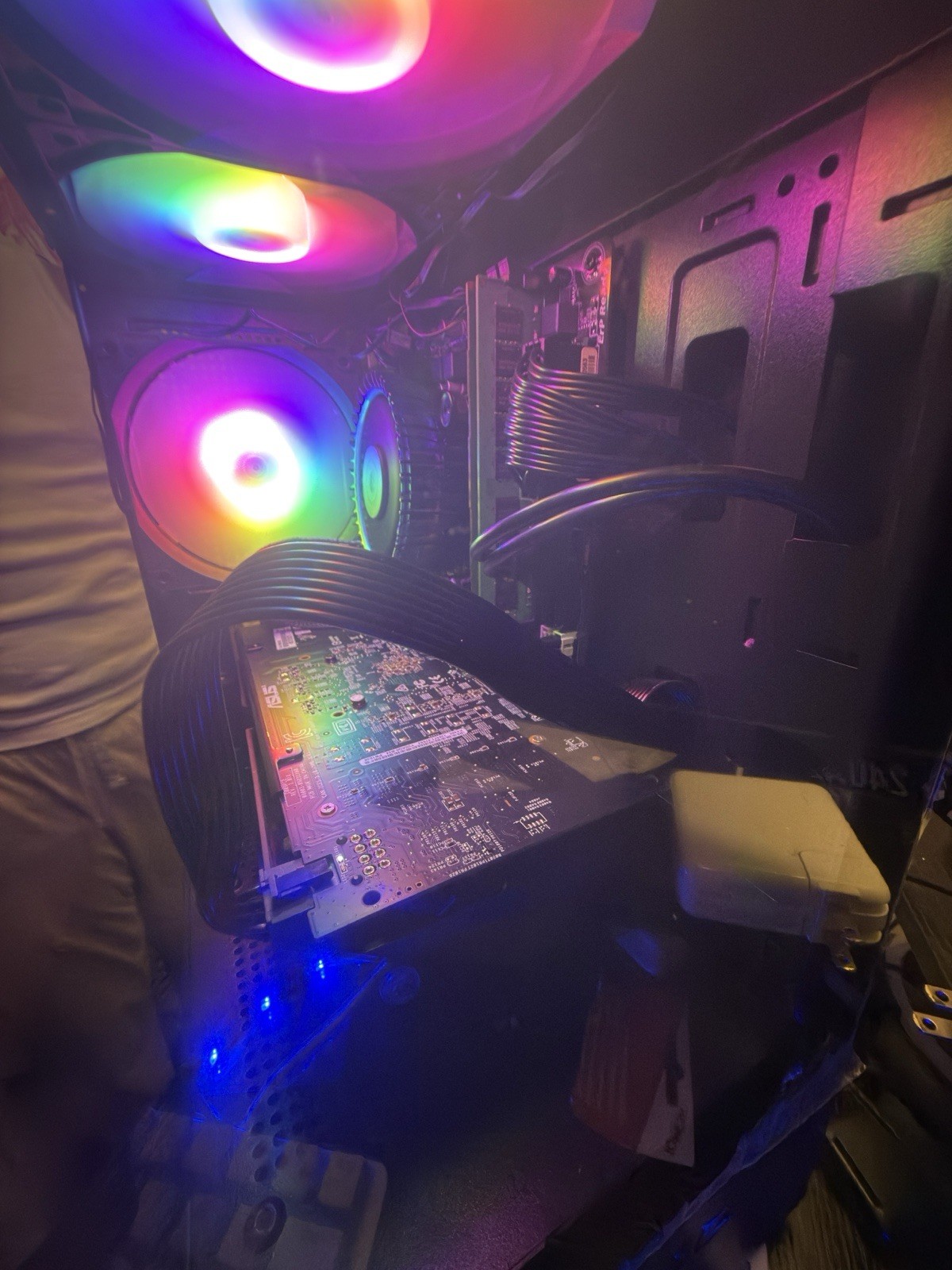 Gaming Pc 16gb DDR3 Rx 580 Rgb Fans Micro Itx Gigiabyte GA-H81M-S2H GSM 1TB HDD