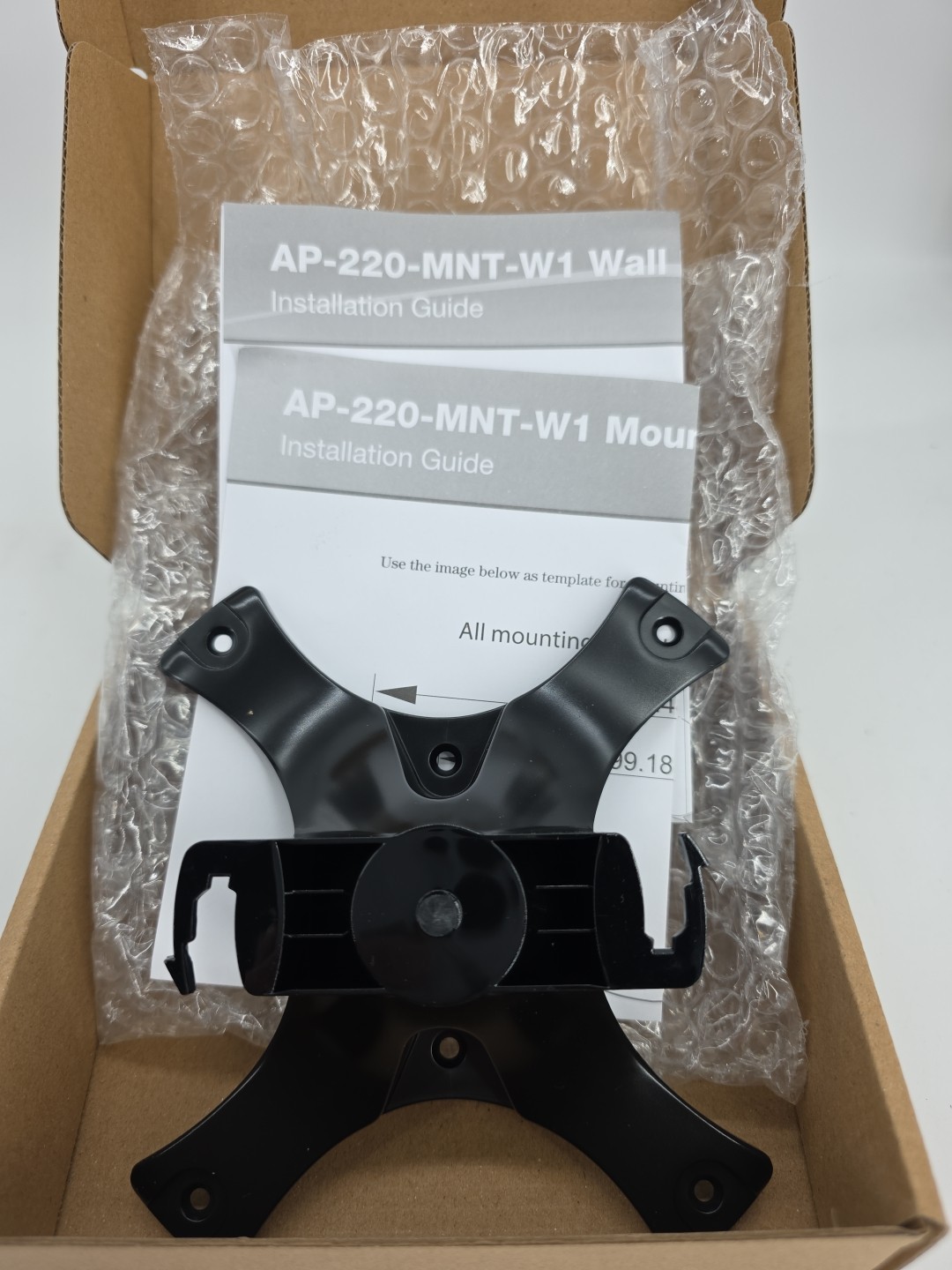 Aruba JW046A AP-220-MNT-W1 For AP220 & AP300 Wall/Ceiling Mount Kit Black QTY
