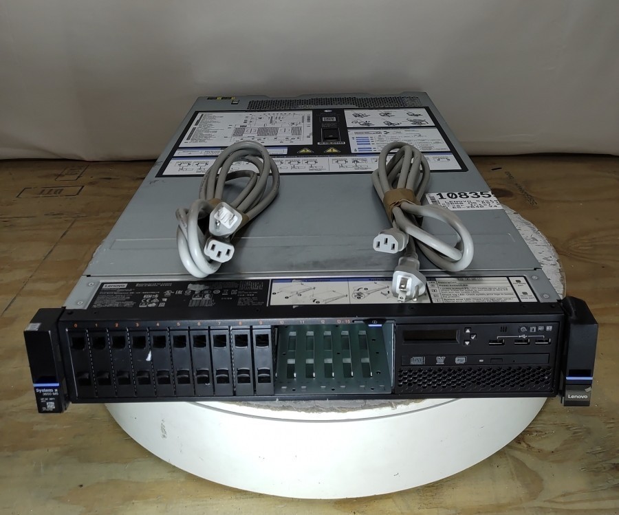 LENOVO System x3650 M5 8871 16*2.5" Server XEON E5-2640 V4 16GB SEE NOTES