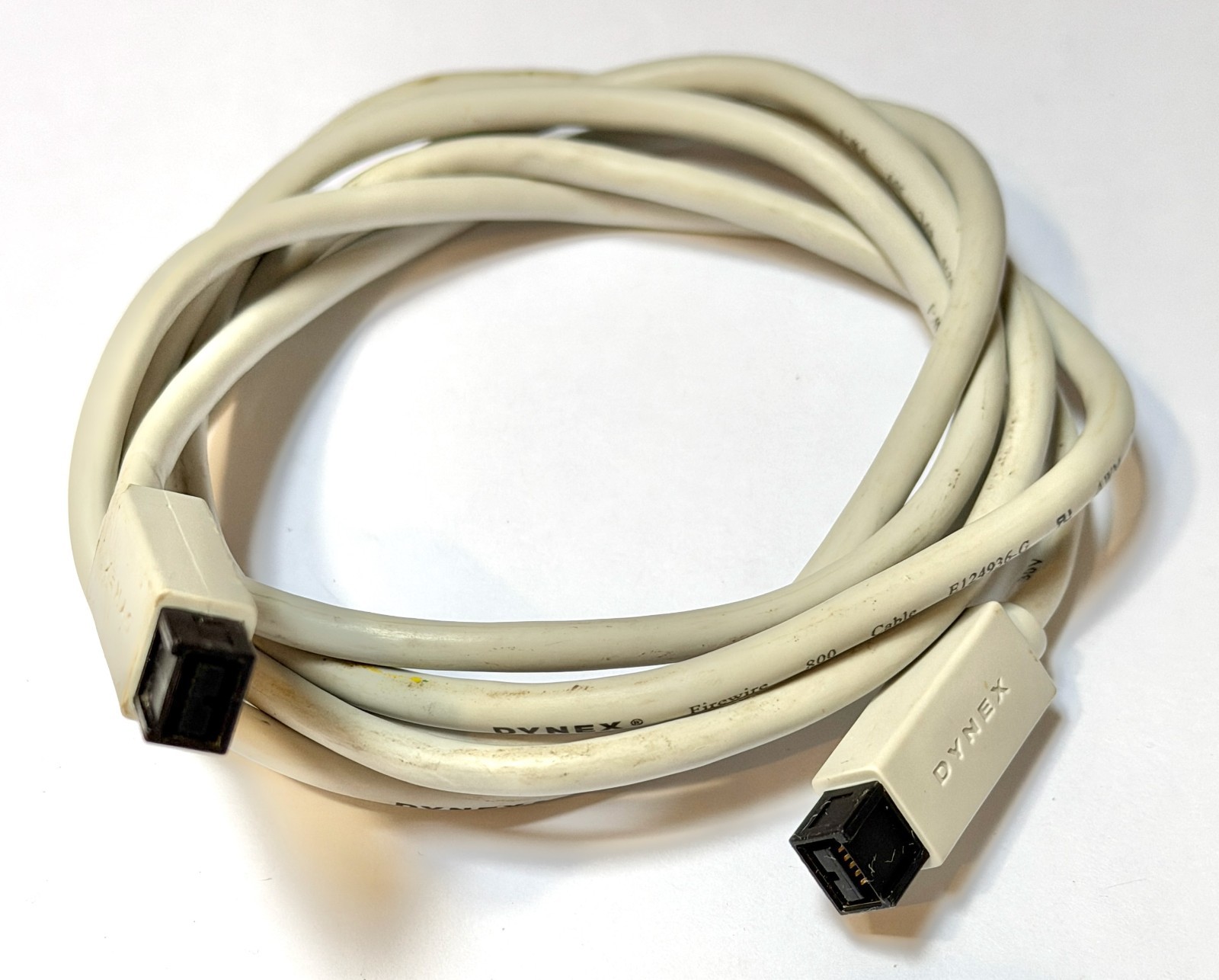 Dynex 9-Pin to 9-Pin IEEE 1394 FireWire 800 Data Cable Male to Male 3 ft. Grey