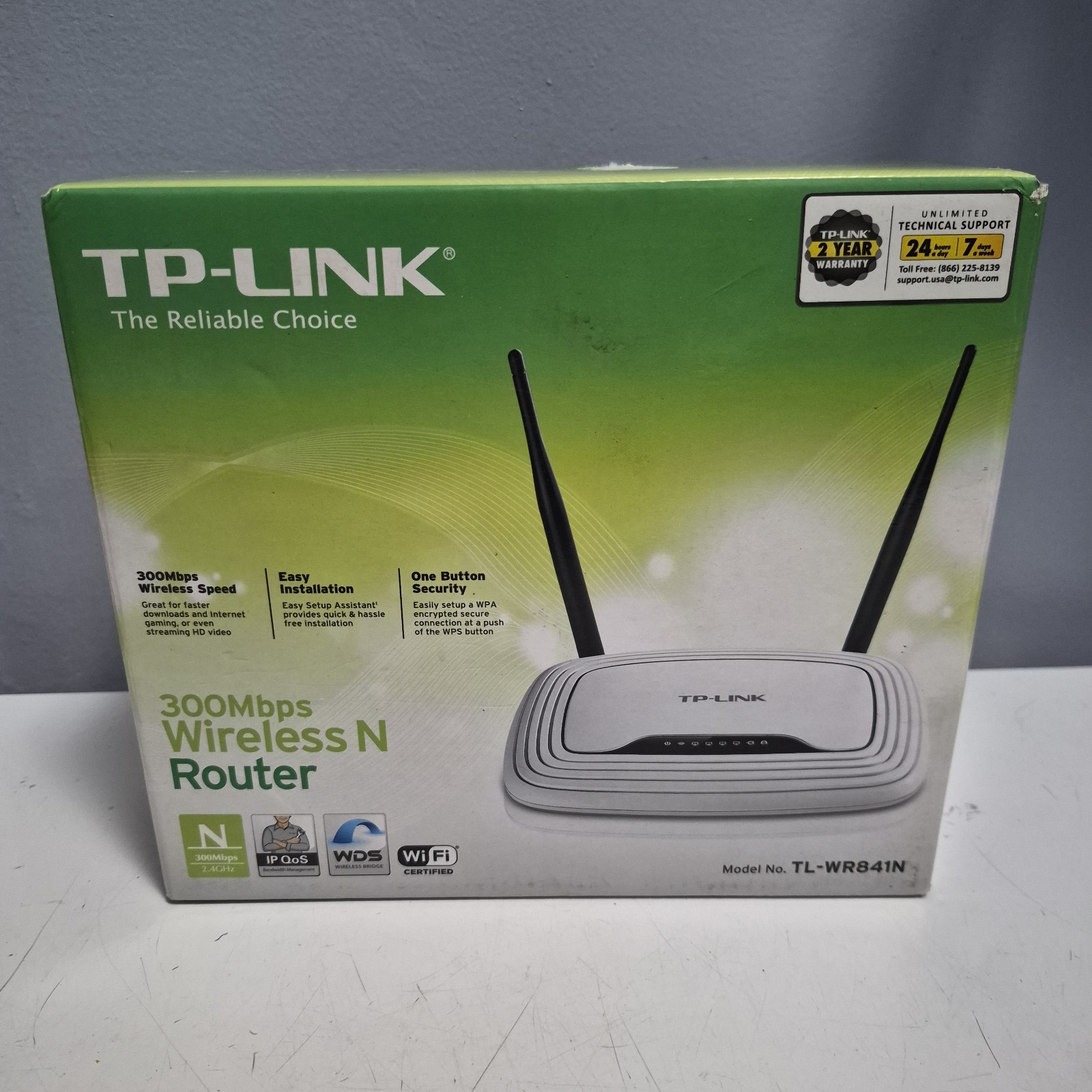 TP-Link TL-WR841N 300Mbps Wireless N Router WiFi Home Network - Open Box