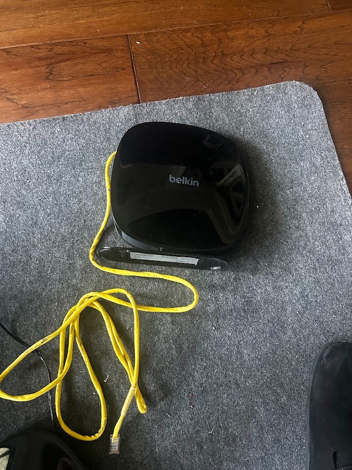 Belkin AC 1200 DB Wi-Fi Router Model F9K1113V4 With Ethernet cord and Power cord