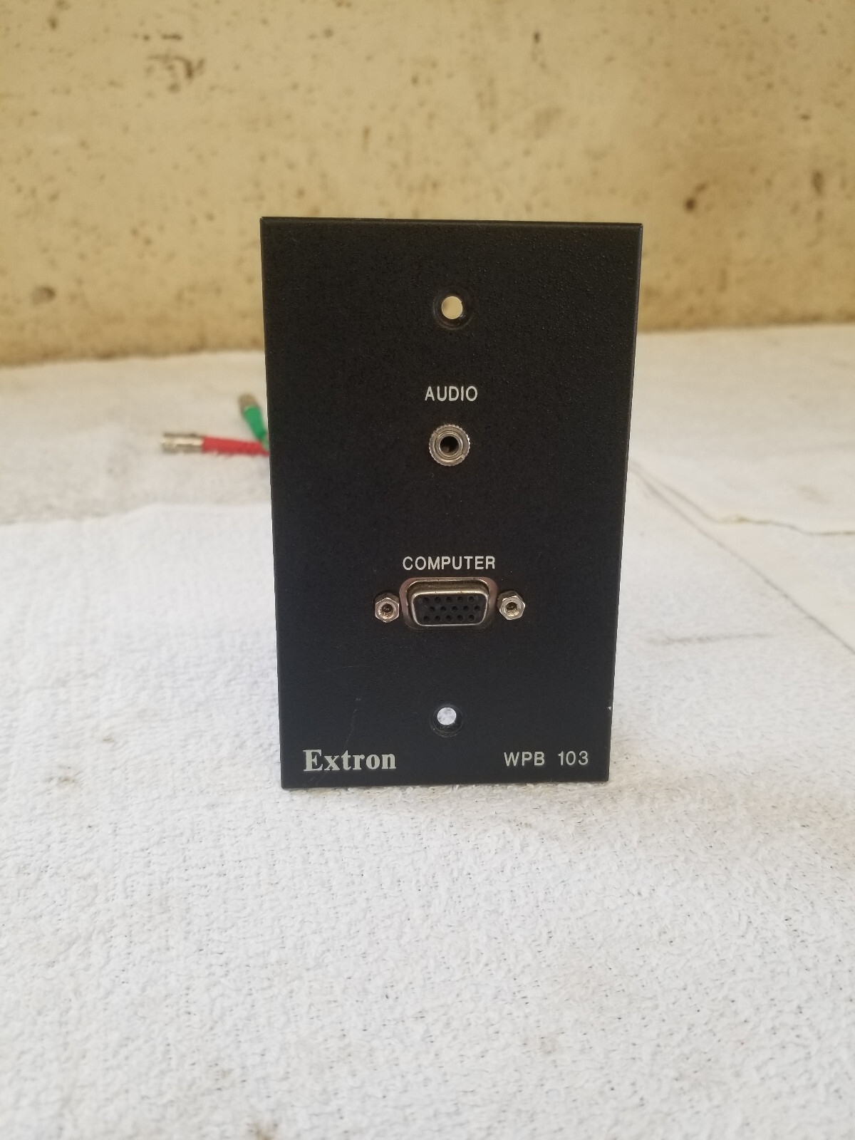 Extron WPB 103 one-gang wall plate (black), model 60-774-11