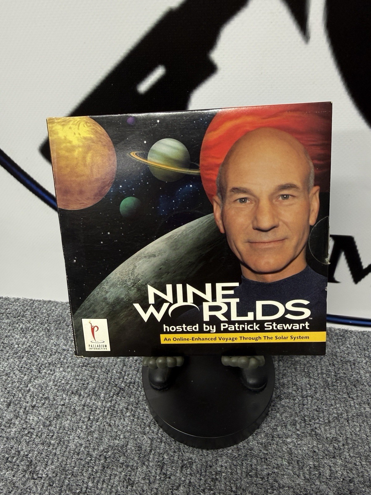 Nine Worlds Hosted By Patrick Stewart CD ROM Palladium Interactive 1996 F/SHIP