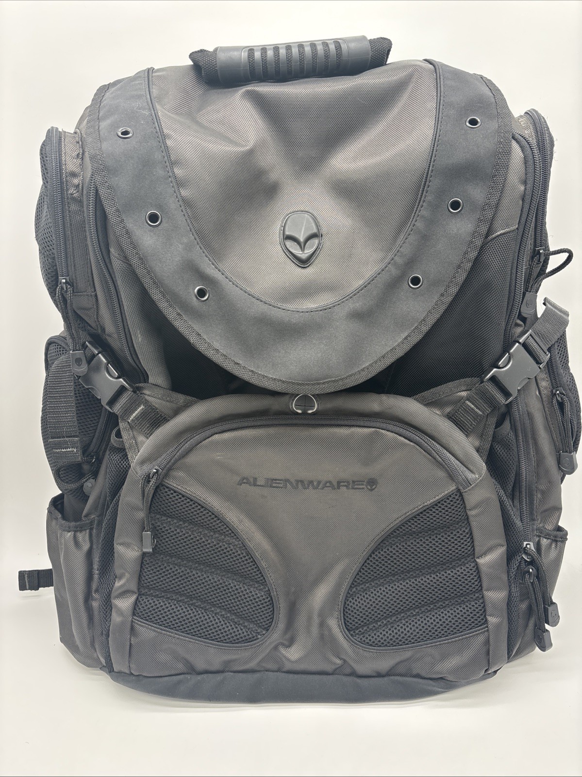 Alienware Deluxe Oversized Gaming Laptop Backpack, Black/Gray
