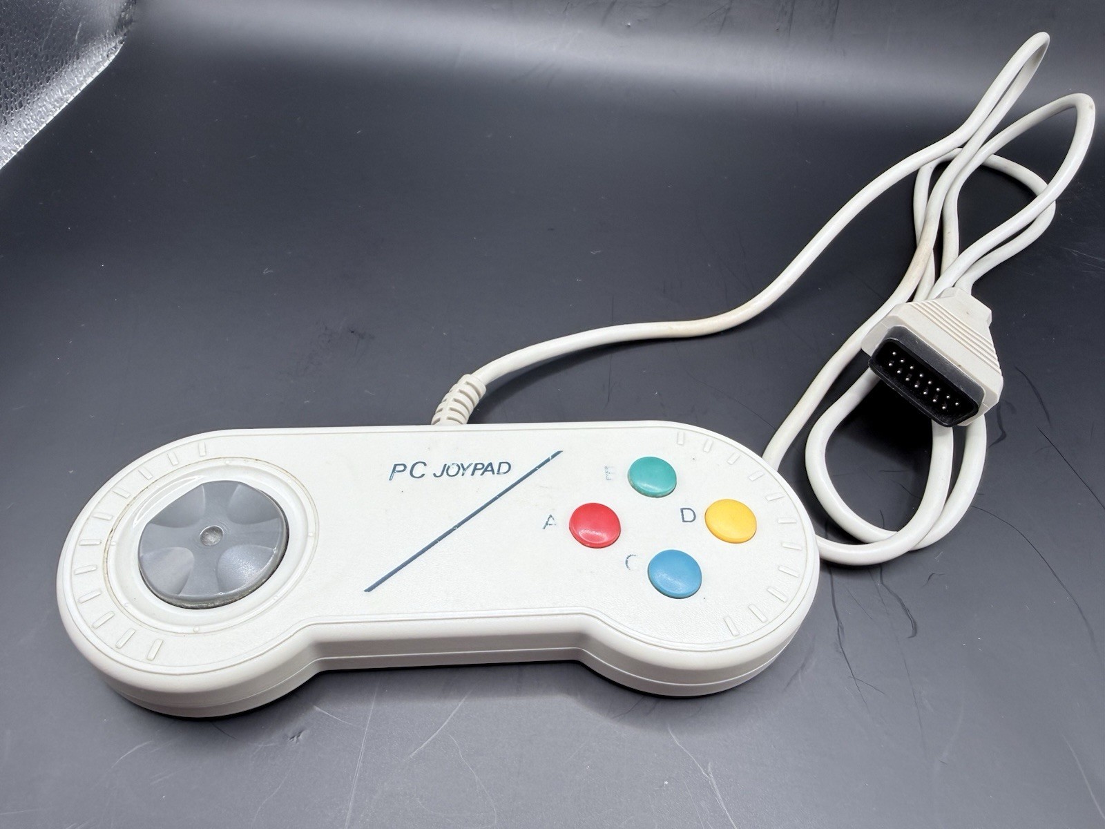 Suncom PC Joypad Controller Vintage DA15 Gameport Gamepad Untested
