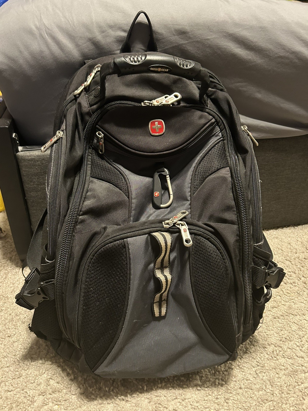 SwissGear 1900 17" Laptop Backpack TSA Friendly ScanSmart Swiss Gear Air Flow