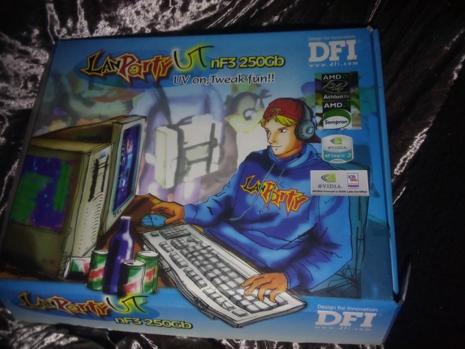 NEW LanParty UT nF3 250GB Motherboard "SEE PHOTOS/DESCRIPTION NEW IN BOX
