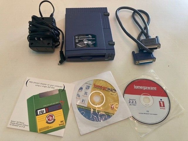 Iomega Zip 100 MB Z100USBS  USB External Disk Drive w Cable & Disk