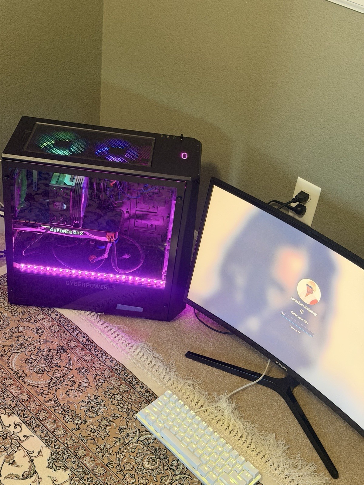 CyberPowerPC Gaming Desktop w/ Samsung 27" Curved Monitor, GeForce GTX, RGB
