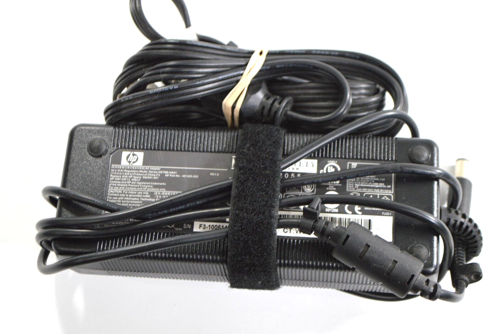 Genuine HP 135W AC Adapter  HSTNN-HA01 481420-002 19.5V 7.1A  