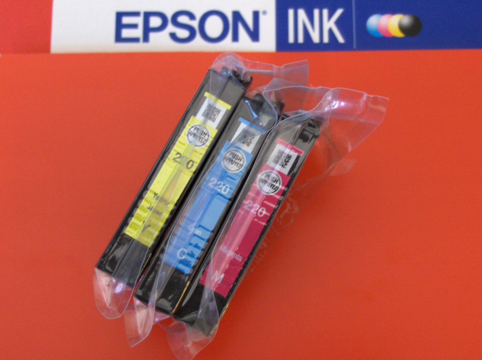 GENUINE Epson 220 Ink Cartridge, Color Multipack (T220520) WF 2630, 2650 2660