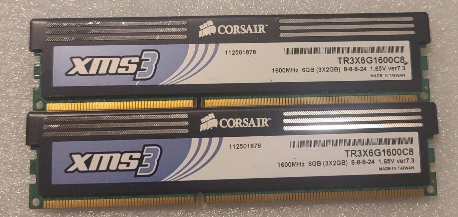 4 GB (2x2GB) DDR3-1600 Corsair memory kit TR3X6G1600C8