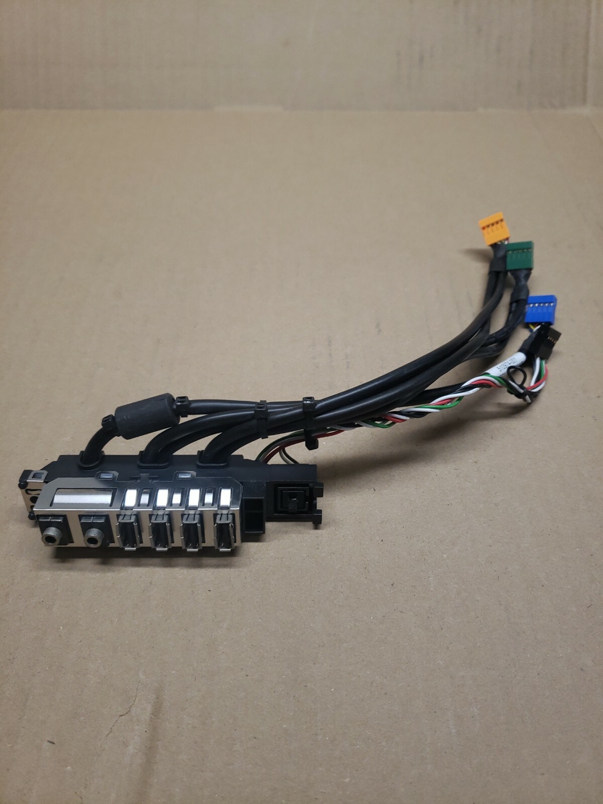 HP Compaq front I/O panel w/ usb and audio slot 510974-001 611897-001 Year Warra