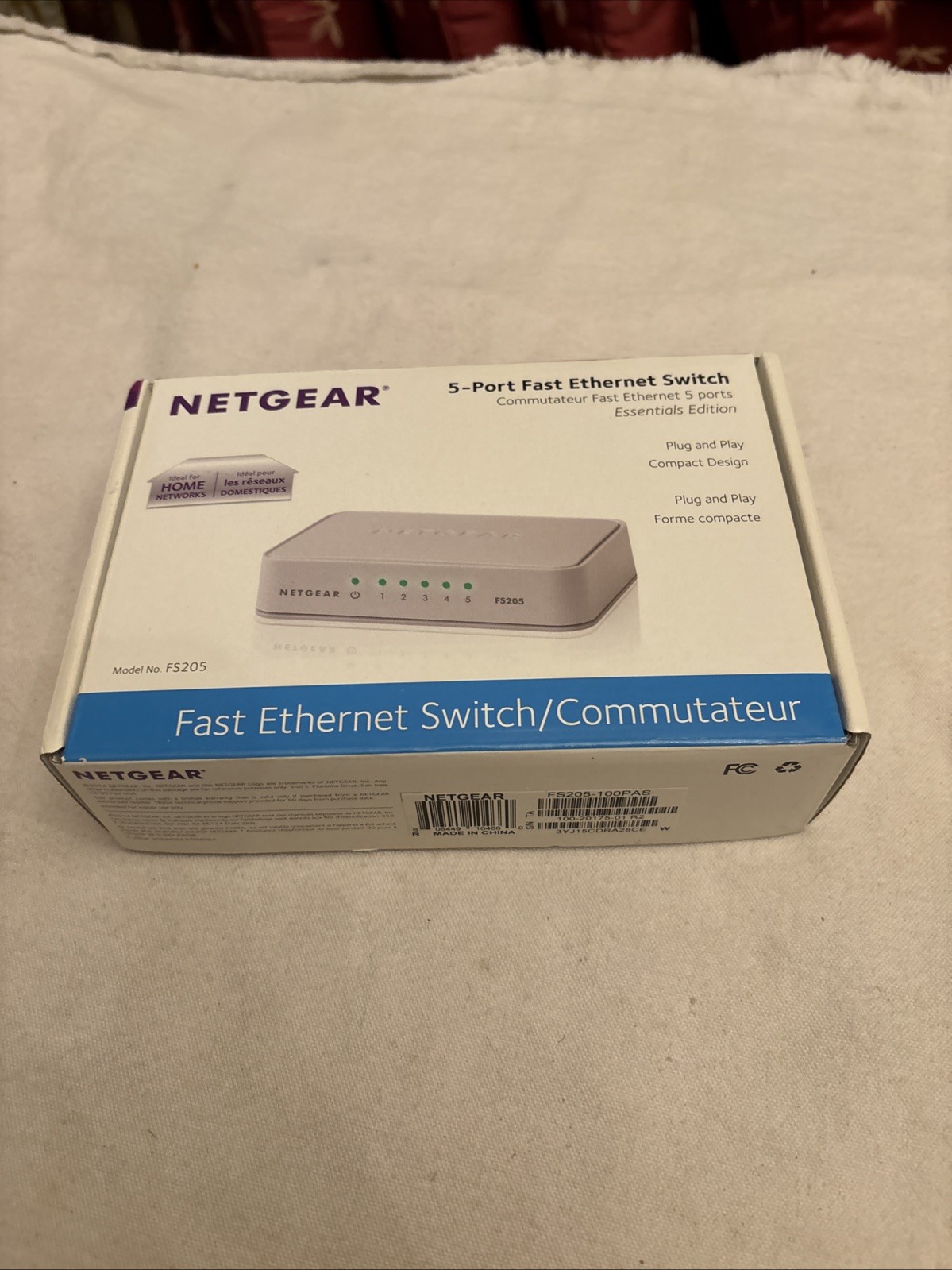 NETGEAR FS205 5-Port 10/100 Ethernet Switch - New