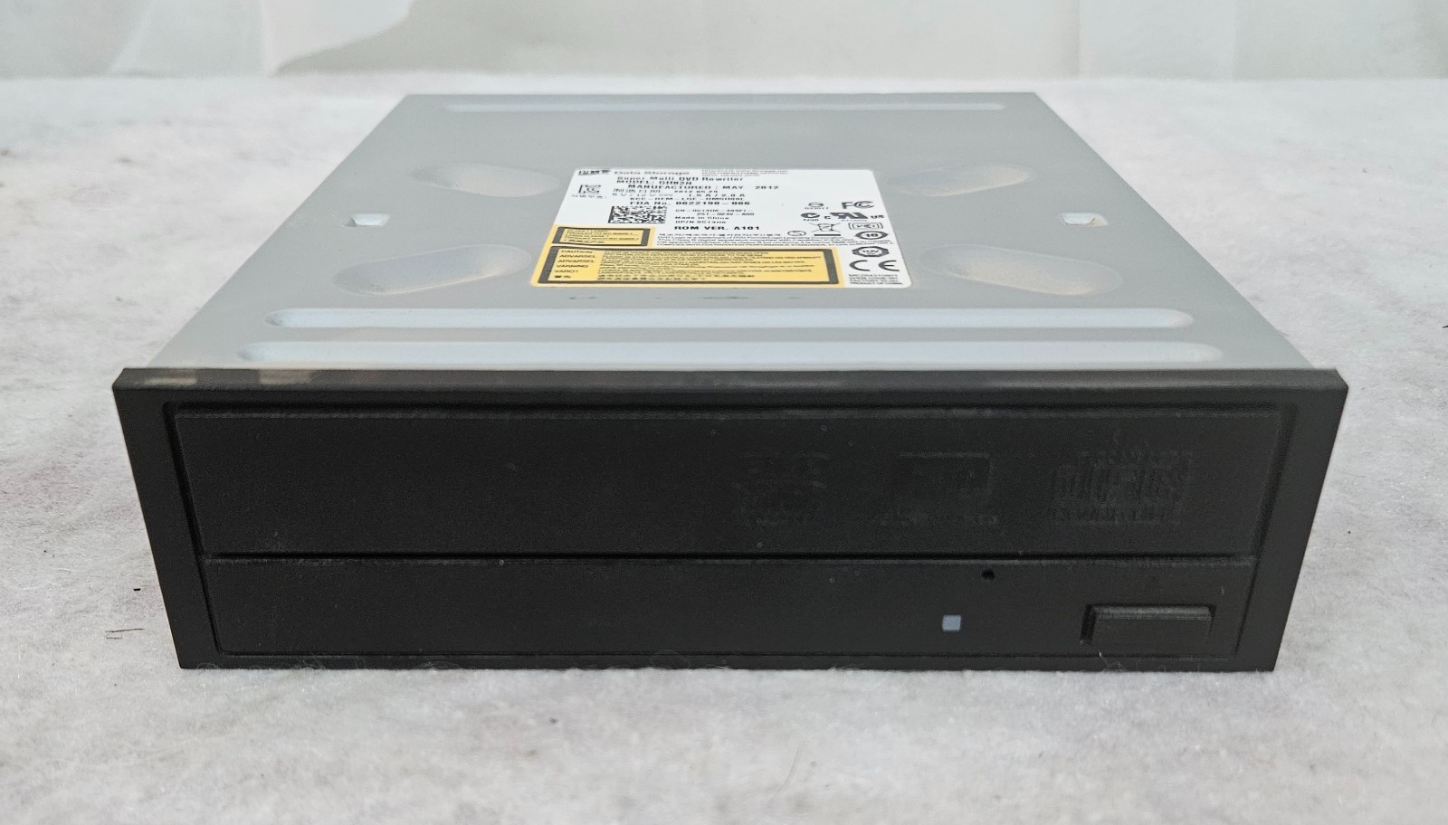 Hitachi-LG GH82N CD/DVD RW SATA Internal Drive DELL 0C13H6
