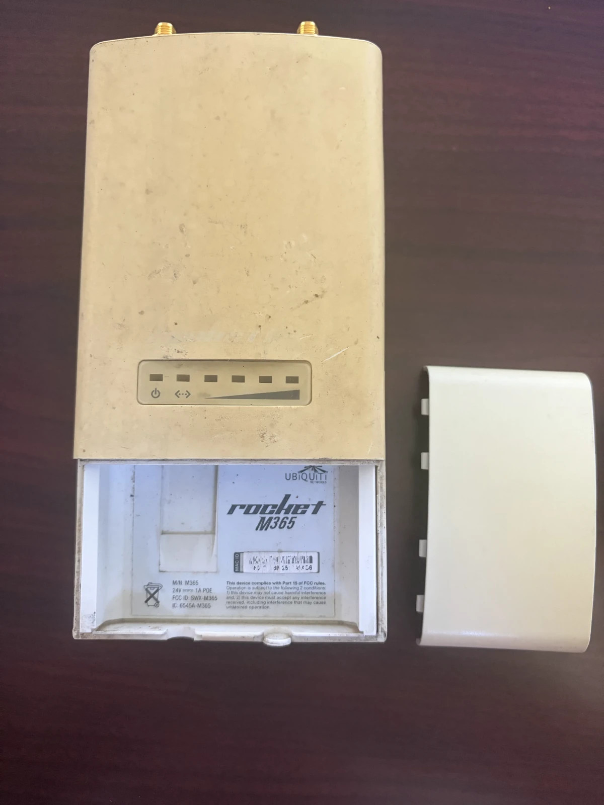 Ubiquiti ROCKET M365 3.65GHz 2x2 MIMO TDMA airMAX BaseStation access point