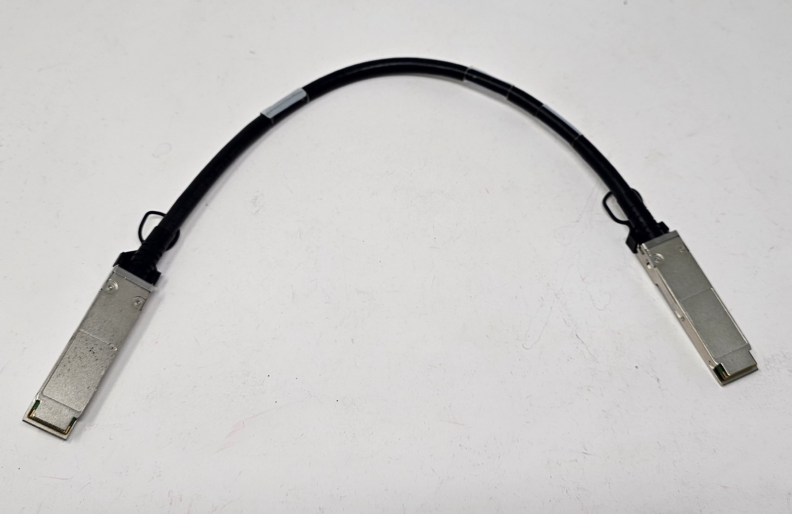 QSFP To QSFP SAS .5M Daisy Chain stacking Cable Netapp 112-00176
