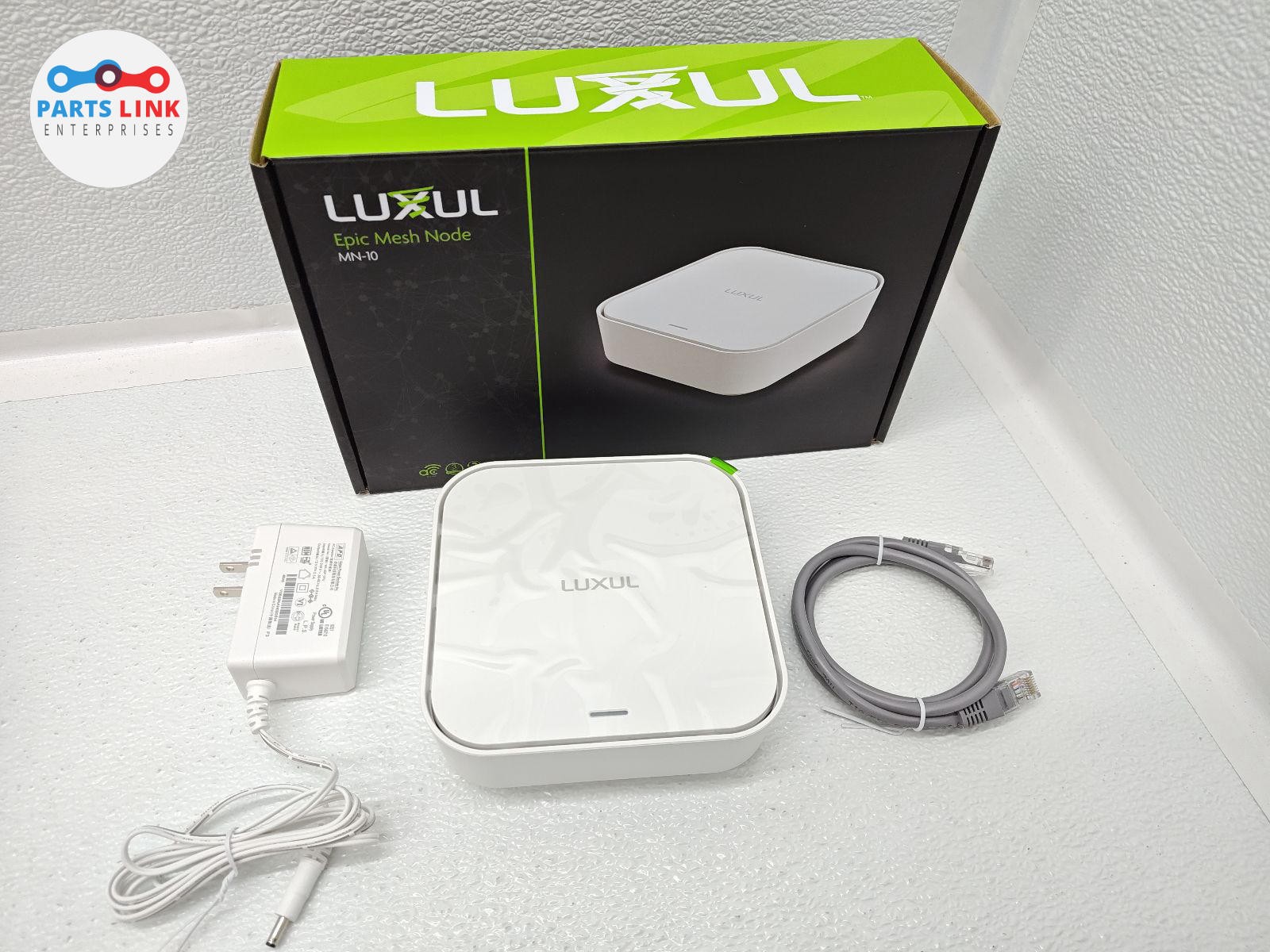 Luxul MN-10 Epic Mesh Node Network Router Wireless WiFi Access Point White