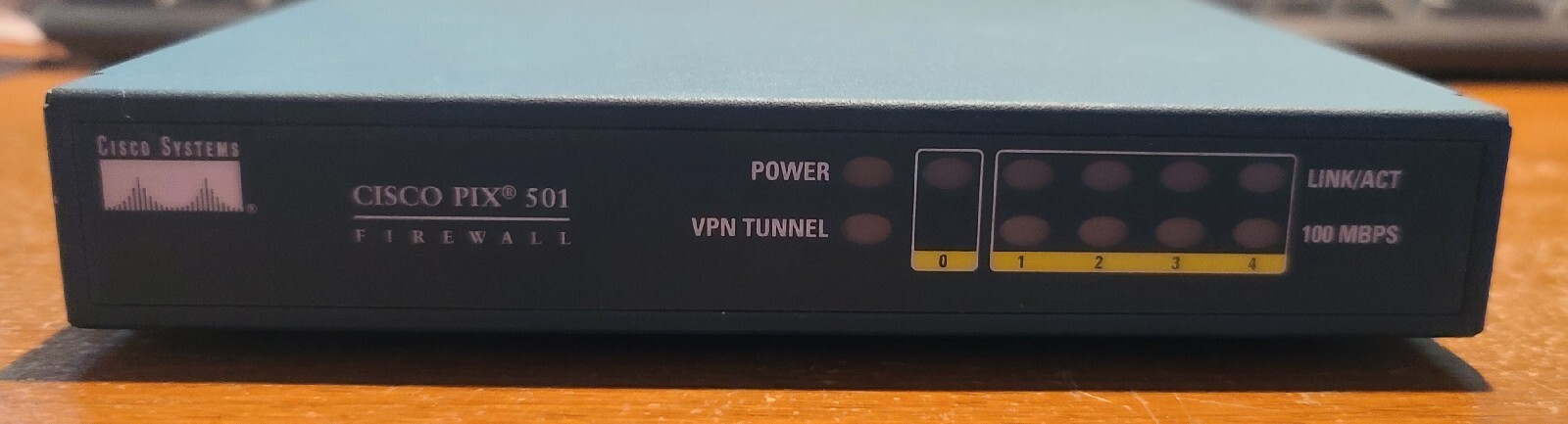 Genuine CISCO PIX-501-BUN-K9 PIX 501 Firewall 4-Port Wired VPN/Firewall