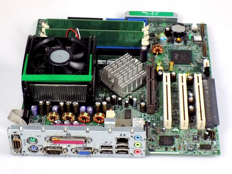 HP Compaq Evo D530 Board + Intel P4 2.66Ghz + 512MB DDR - Motherboard CPU RAM