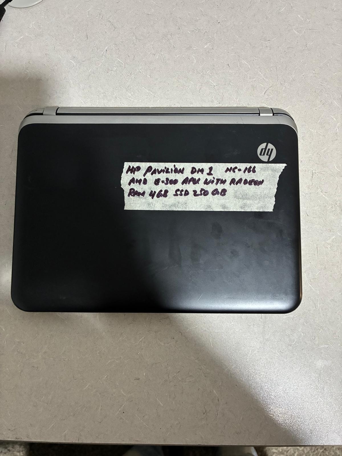 HP Pavilion dm1 AMD E-300 APU Radeon 4GB RAM 250GB SSD Compact