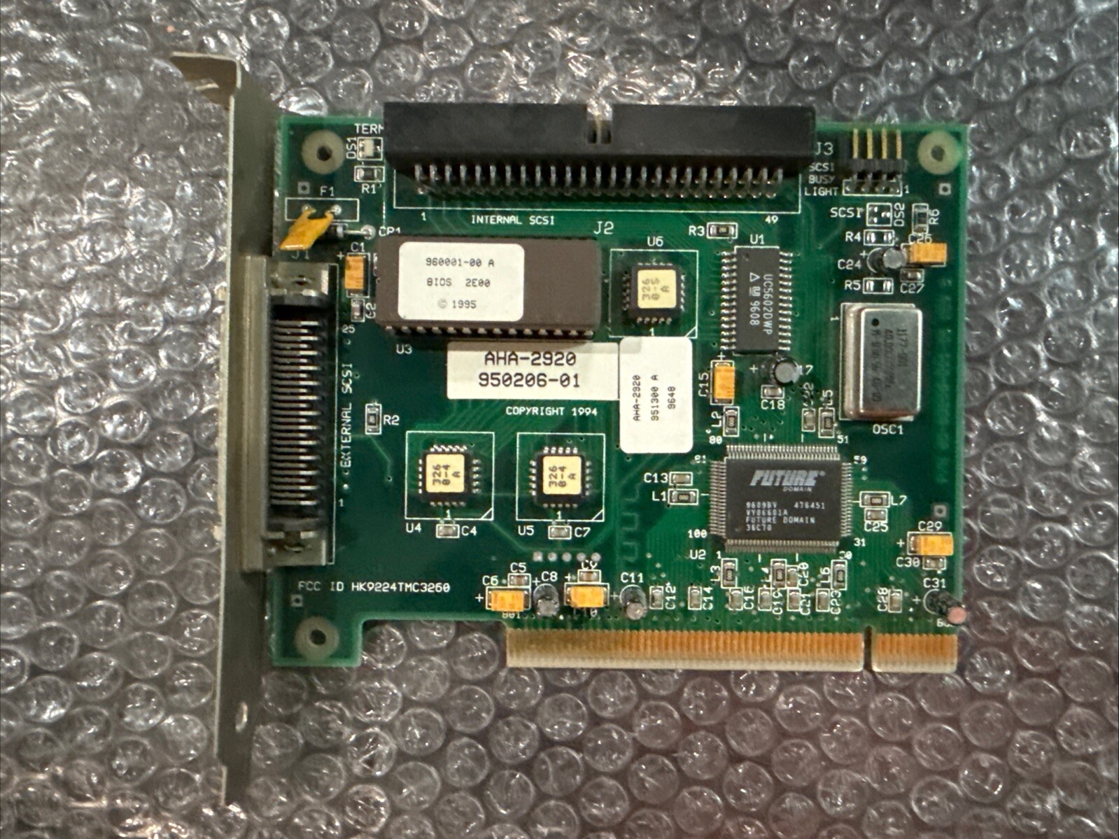 Adaptec SCSI PCI Controller Card AHA-2920