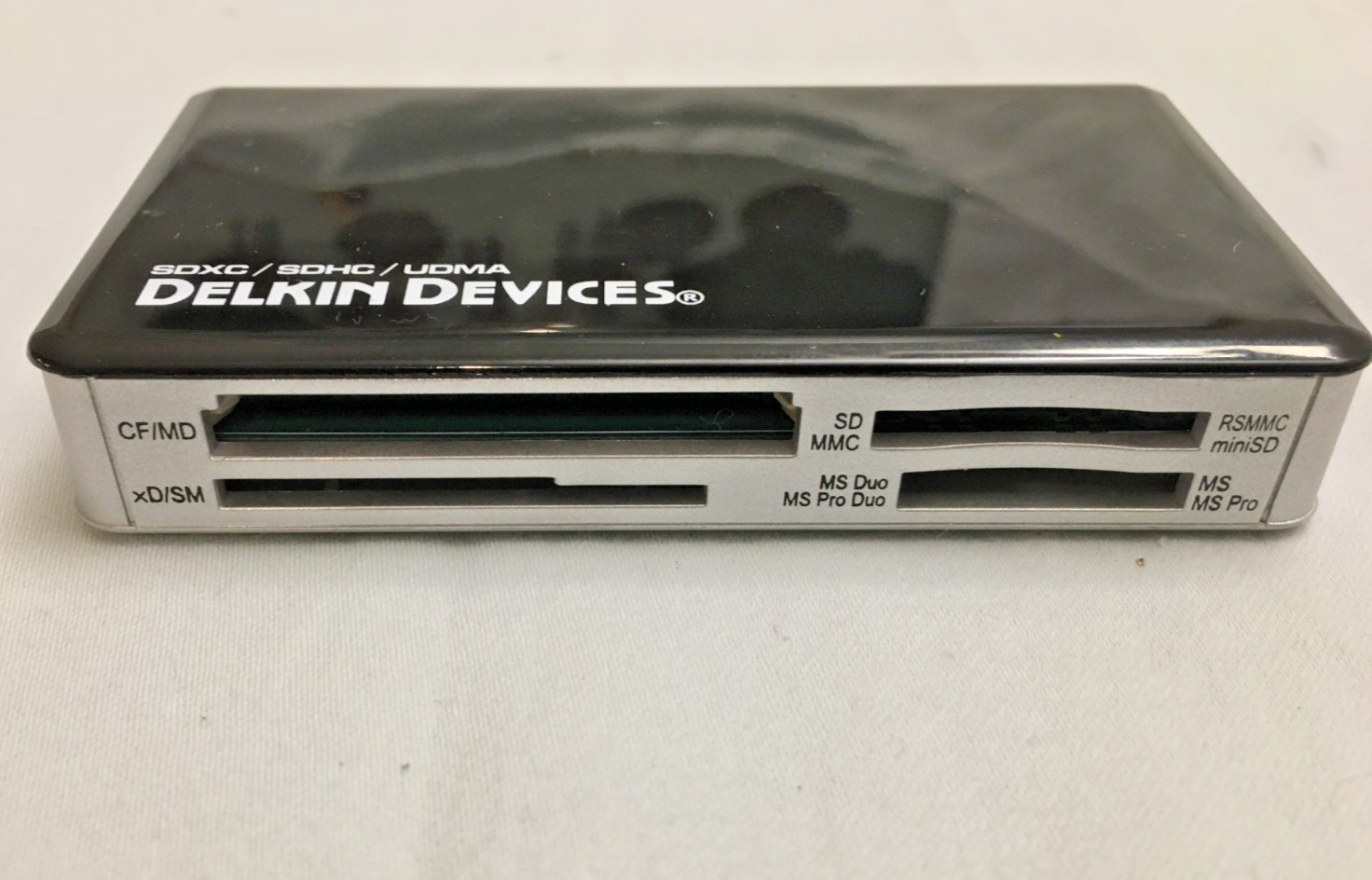 Delkin Devices DDReader -41 Black Hi-speed USB 2.0 Multi-Slot Card Reader (CA)