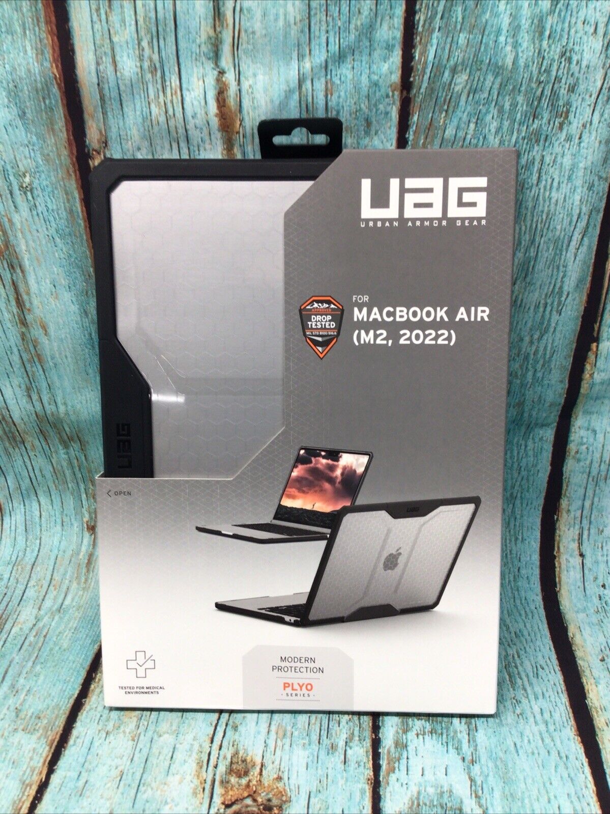 UAG MacBook Air 15\