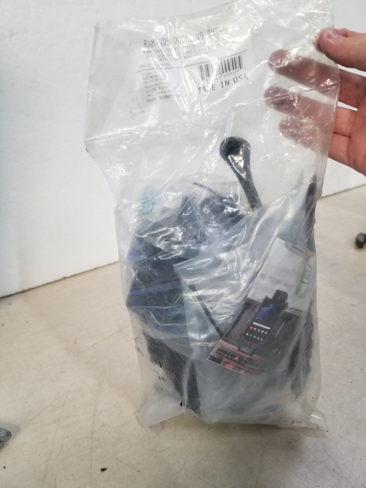 RAM-GDS-DOCKL-V9-OMT1U  RAM-GDS-DOCKL-V9-OMT1U GDS Type-C Vehicle Dock