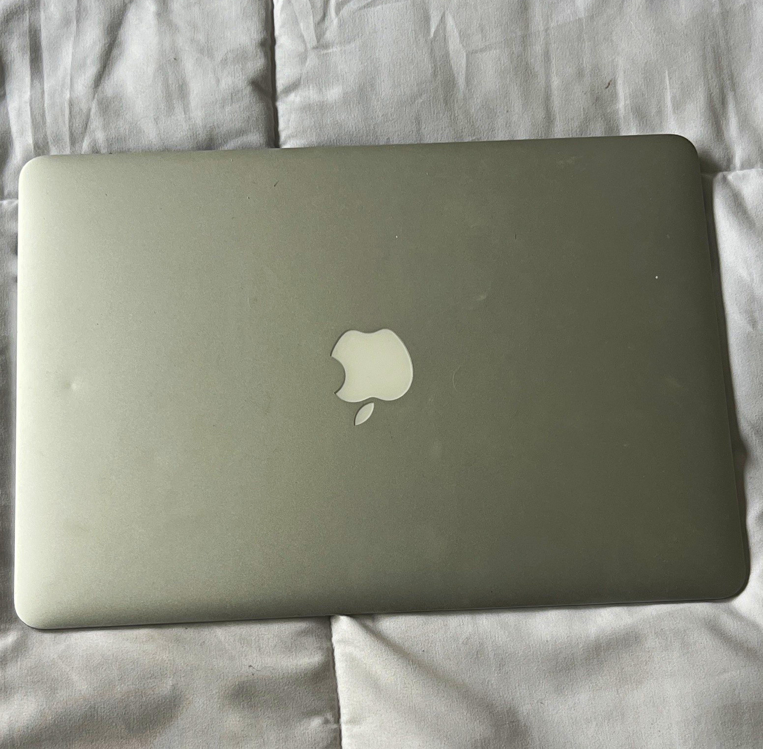 Apple MacBook Air 13.3" A1466 2013 Silver i5 1.3GHz 4GB 128GB SSD