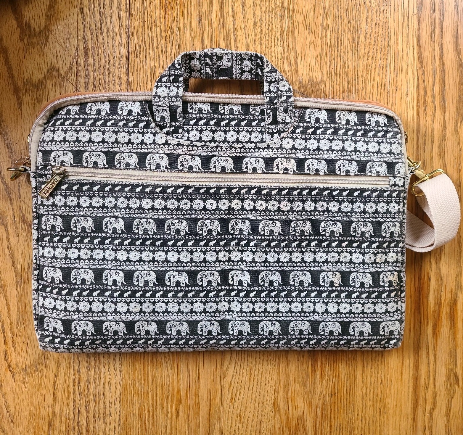Dachee Laptop Bag Canvas Elephant Pattern Shoulder Messenger Black Case