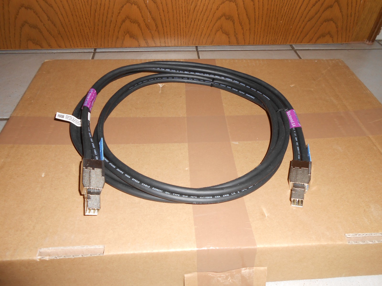 Dell - 0GYK61 - 2m External SAS Cable - SAS 12Gbps - 4 x Mini SAS HD SFF-8644