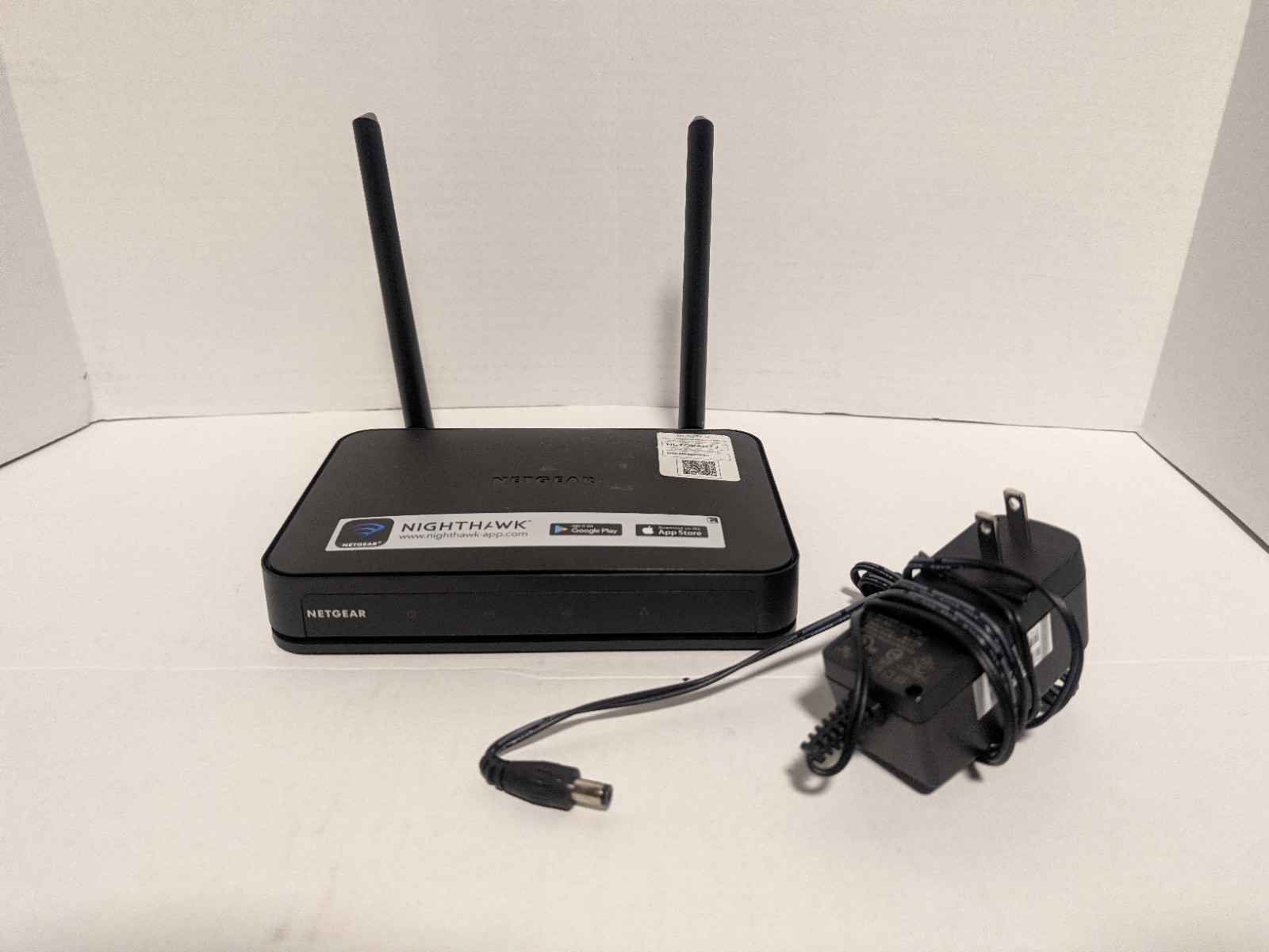 NETGEAR R6020 AC750 Dual-Band Wi-Fi 5 Router - 063