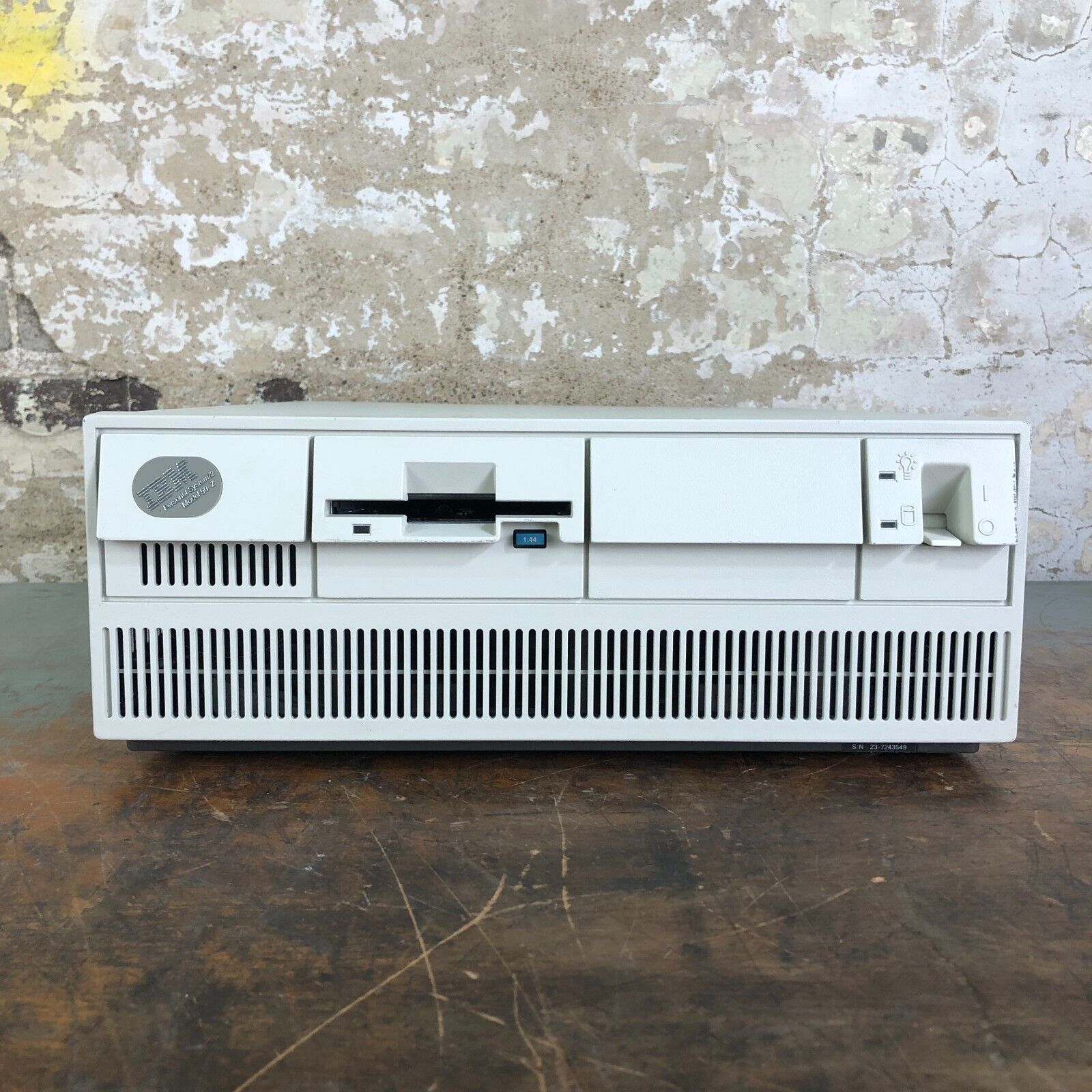 IBM PS/2 Model 50 Z Computer 8550 **Great Restoration Candidate - Complete