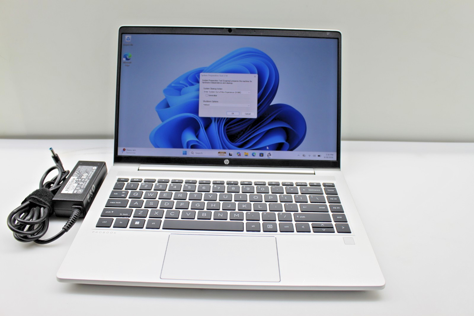 HP ProBook 440 G9 14" | i5-1235U 1.30GHz | 16GB RAM 512GB NVMe | WIN 11 PRO