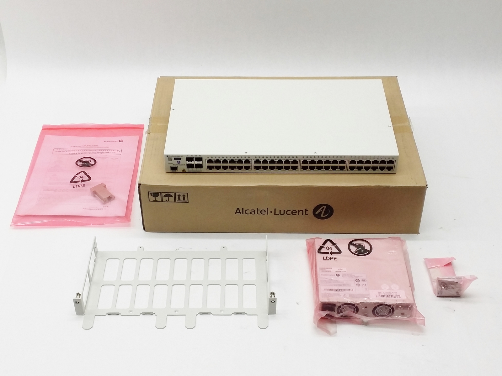 NEW ALCATEL-LUCENT OMNISWITCH OS6850-48 48-PORT SWITCH 902548-90 +PS-126W-AC