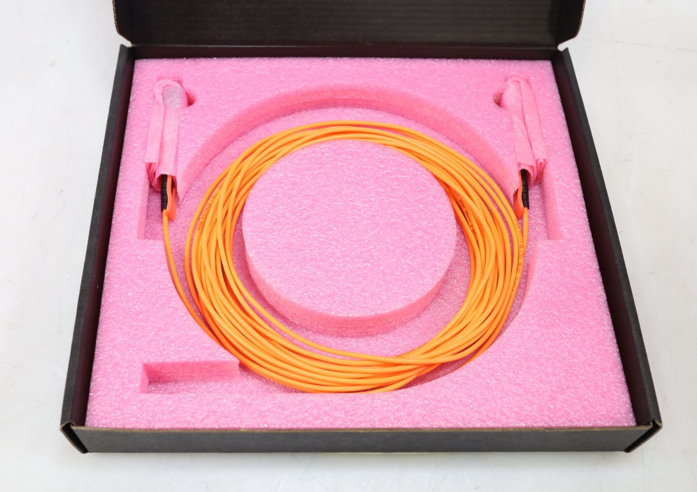 New Cisco SFP-10G-AOC10M 33 ft/10m 10Gbps SFP+ Active Optical Cable
