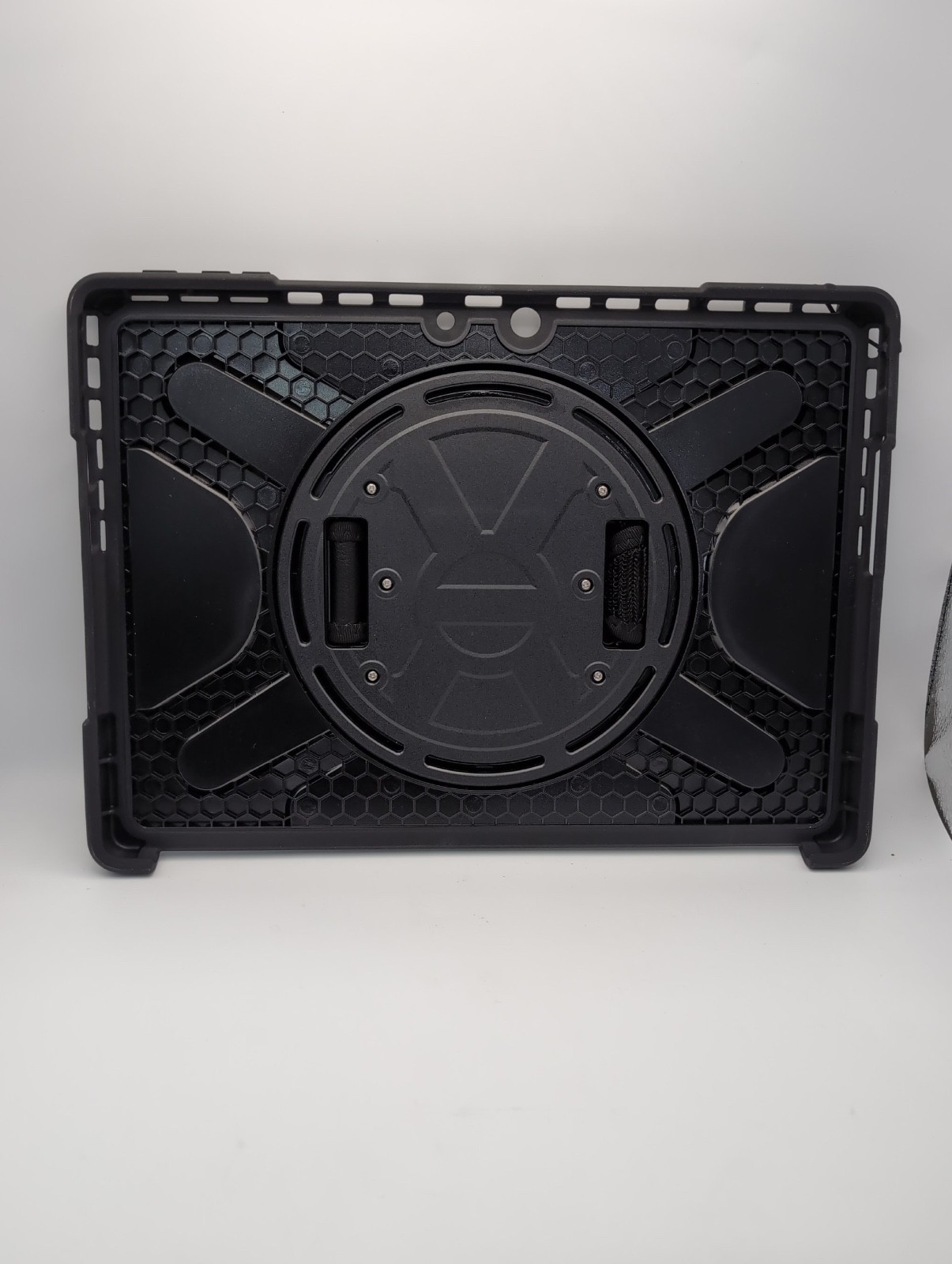 SaharaCase - Raider Series Hand Strap Case for Microsoft Surface Pro 9, Pro 10
