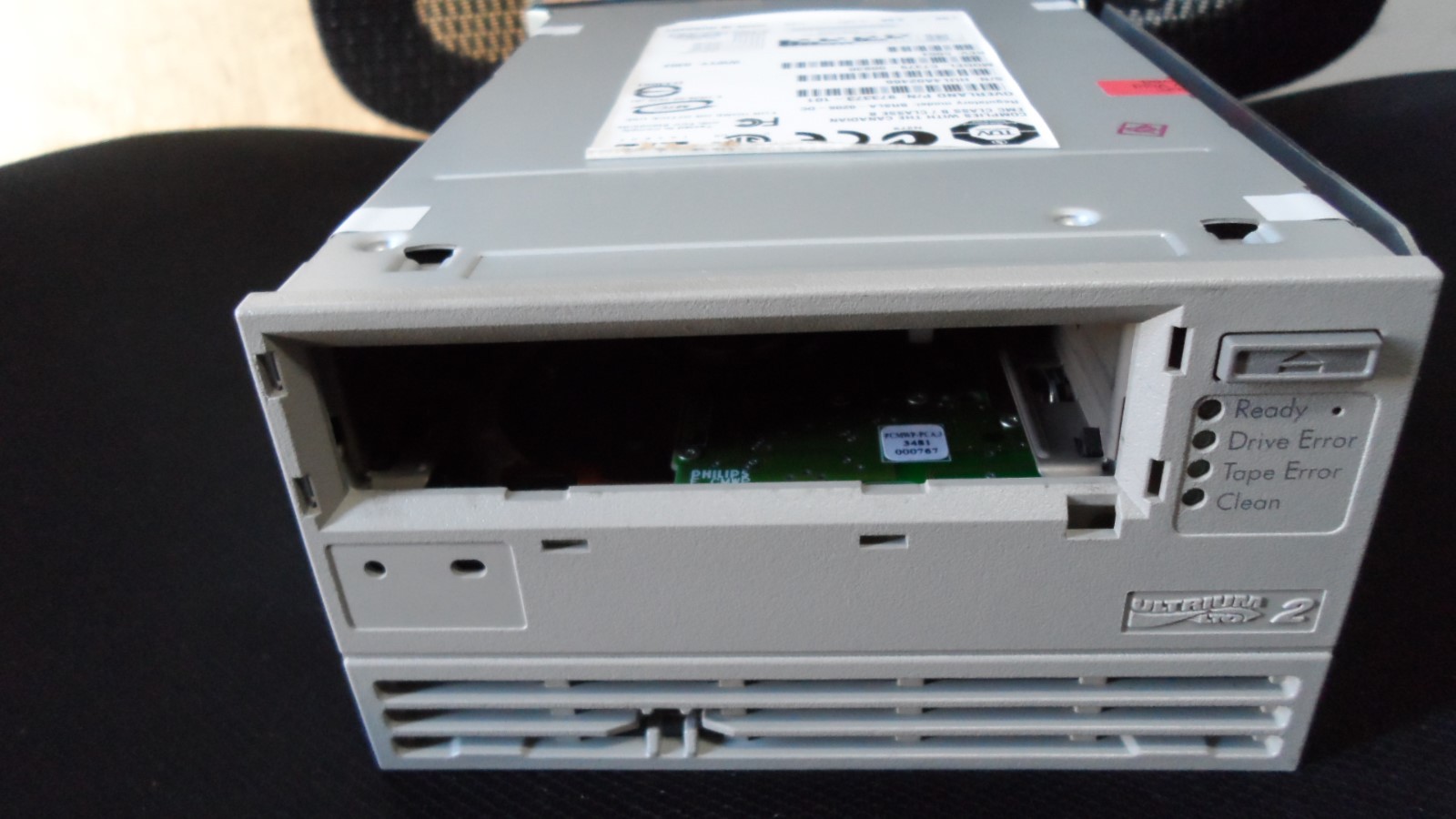 Overland HP 973373-101 C7379-00830 Ultrium2 LTO2 SCSI LVD NEO w/ Tray