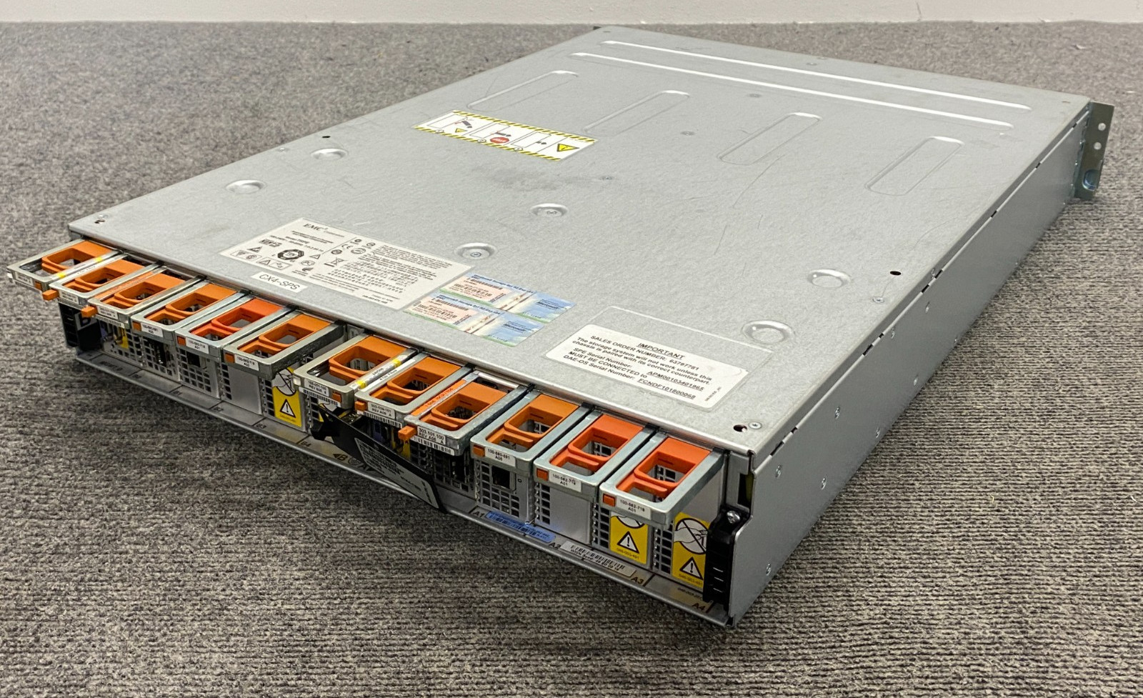 EMC TRPE Storage Processor Server w/ 8GB RAM, 12x Card Modules, 4x PSUs -As Is-