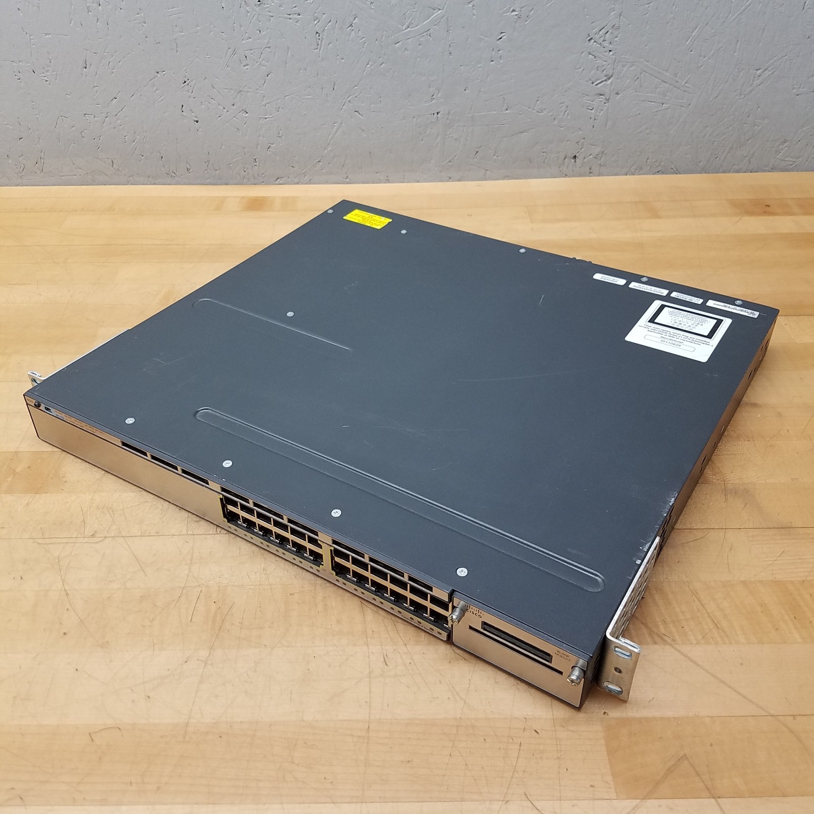 Cisco TNY-WS3750X-3560X 24-Port Network Switch - USED