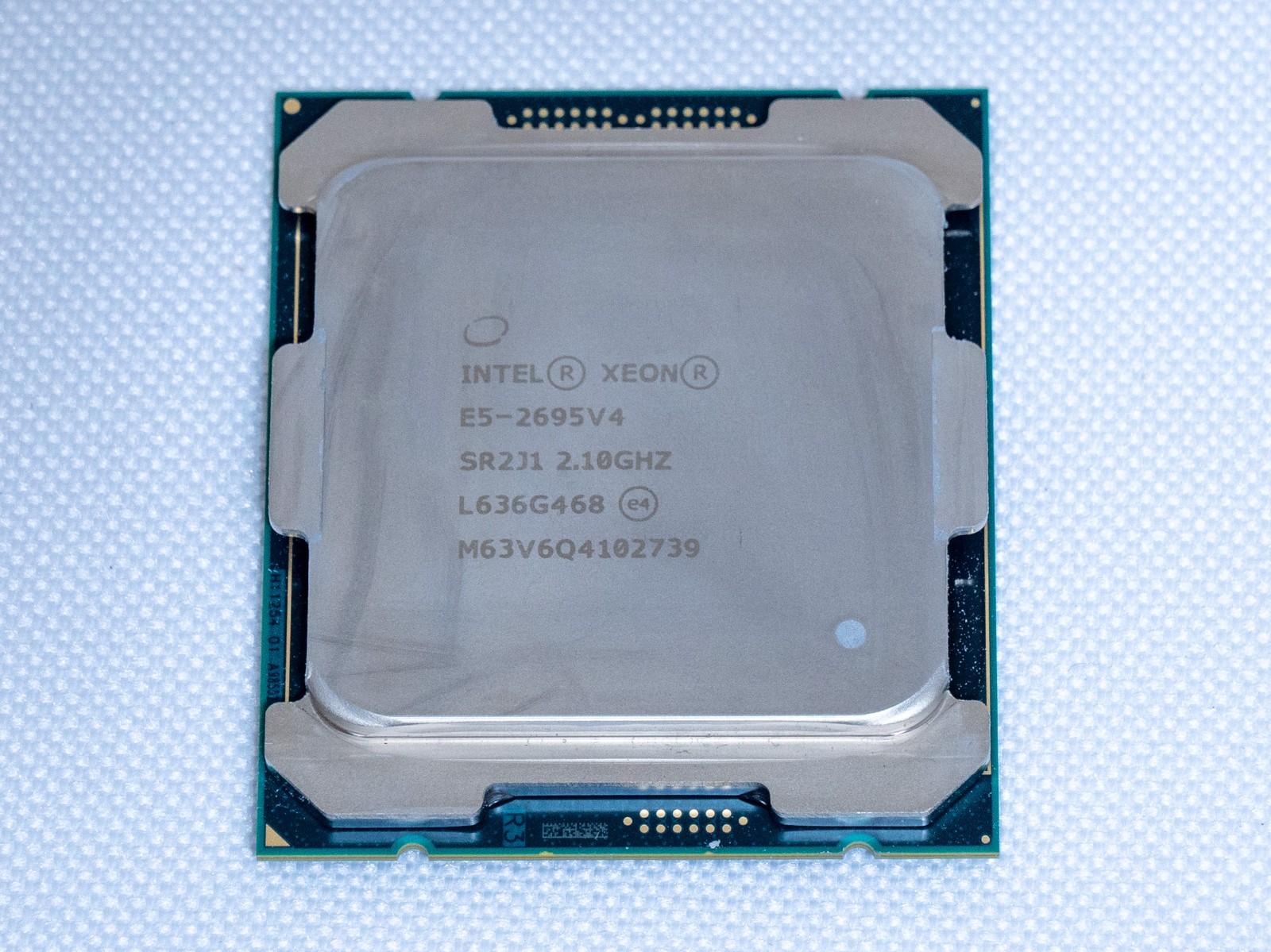 Intel Xeon E5-2695 v4 18-Core 2.1GHz SR2J1 LGA 2011-3 Server CPU Processor